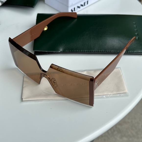 MWT MARNI SUNGLASSES main image 11